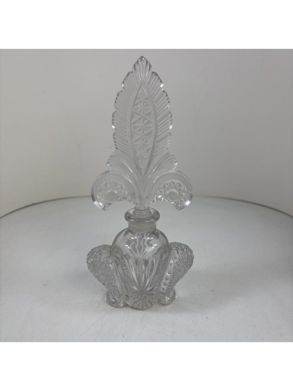 Art Deco Irice Imperial Glass Fleur de Lis Perfume Bottle With Fan Top 8”